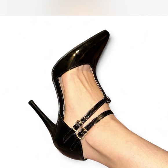 Journee Collection Shoes - Journee Collection Black Patent Heels
